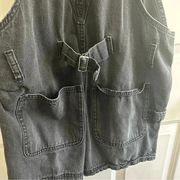 NOBO size 3/5 Juniors black denim overall shorts. GUC. Fits size 14/16 as well - Picture 6 of 8